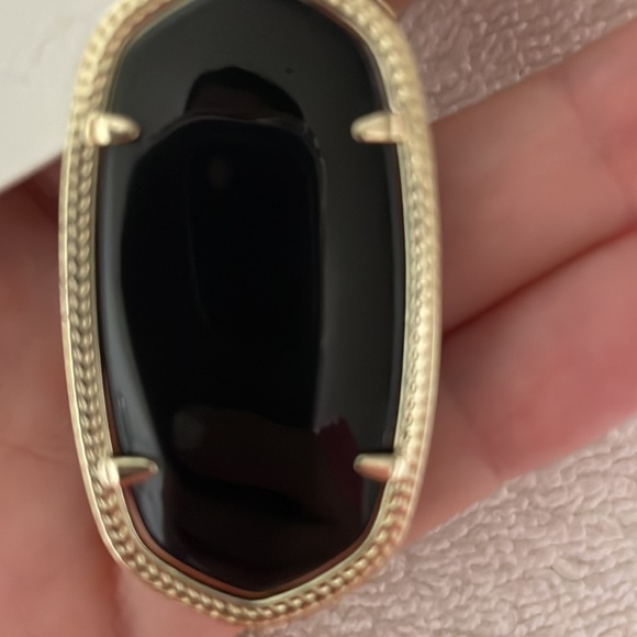 Kendra Scott Danielle Earrings - Picture 3 of 4